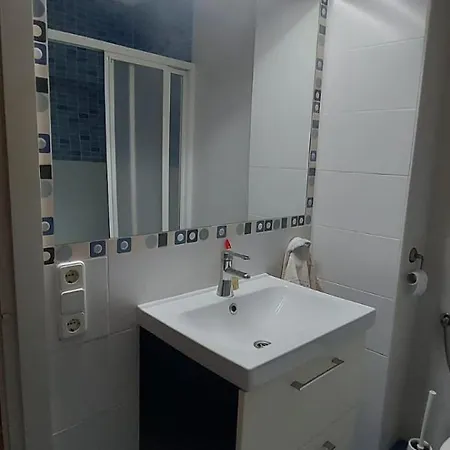 Espacioso Con Vistas Al Mar * טורבייחה